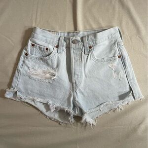 Levi’s 501 Original Fit high-rise women’s cut off shorts size 25